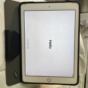 iPad 6th generation 32 gb